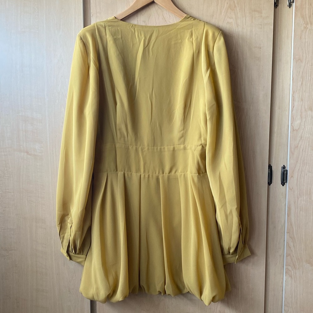 Boohoo button detail skater Dress - Picture 4 of 8